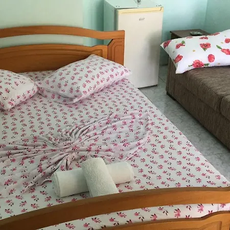 Nocleg ze śniadaniem Vila Center *
